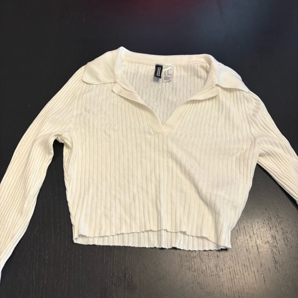 H&M White Ribbed Knit Cropped Top - Picture 2 of 3